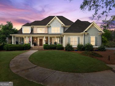 594 Peachtree Road, Hoschton, GA 30548