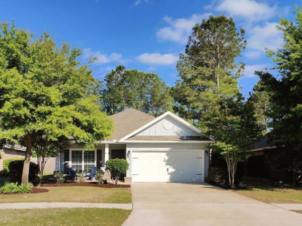 97 Dickens Drive, Freeport, FL 32439