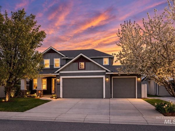 4560 N Kilee Ave, Meridian, ID 83646