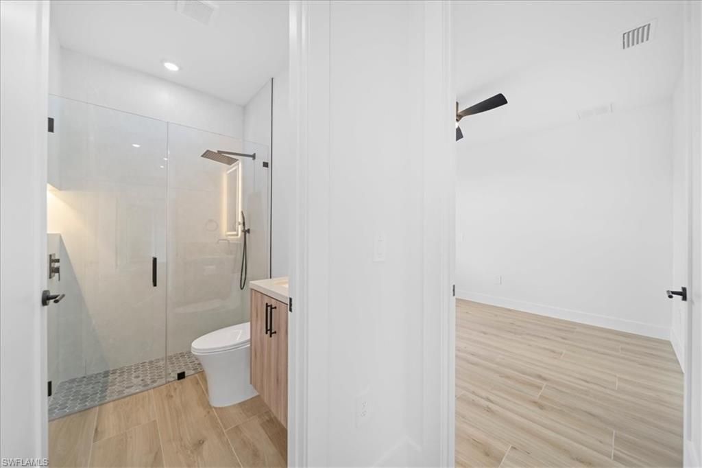 813 NW 8th Ter, Cape Coral, FL 33993 Photo