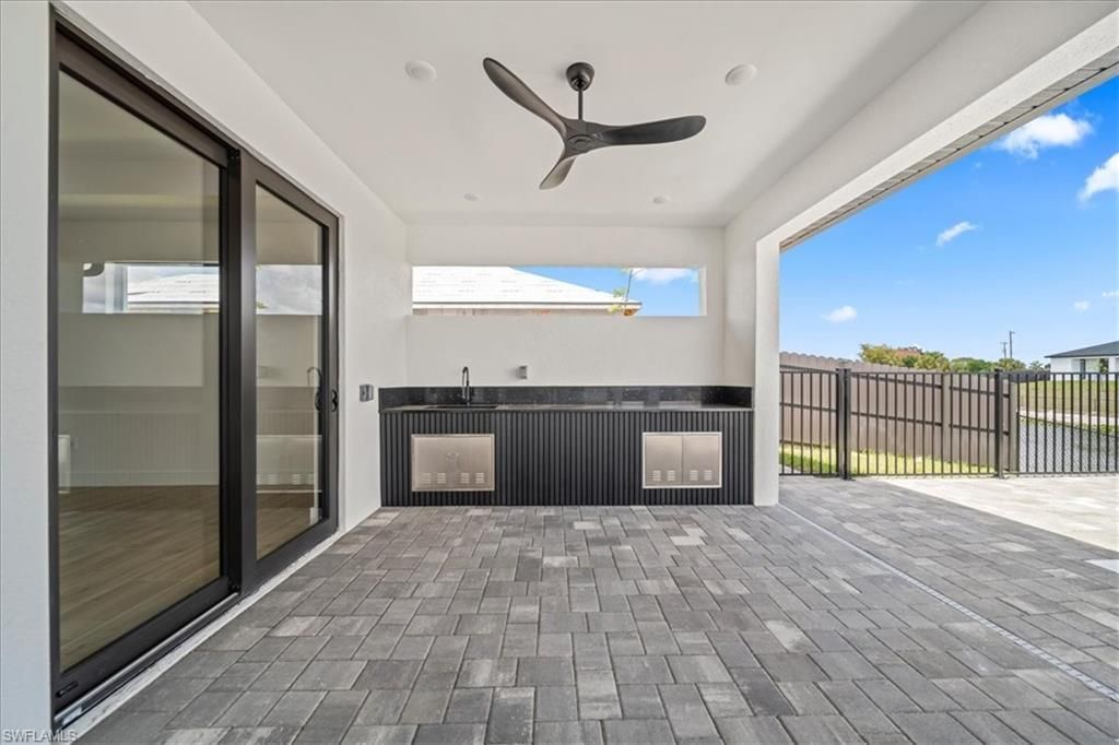 813 NW 8th Ter, Cape Coral, FL 33993 Photo