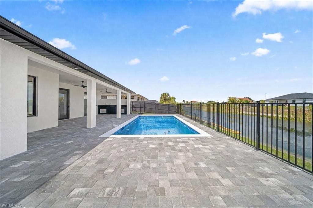 813 NW 8th Ter, Cape Coral, FL 33993 Photo