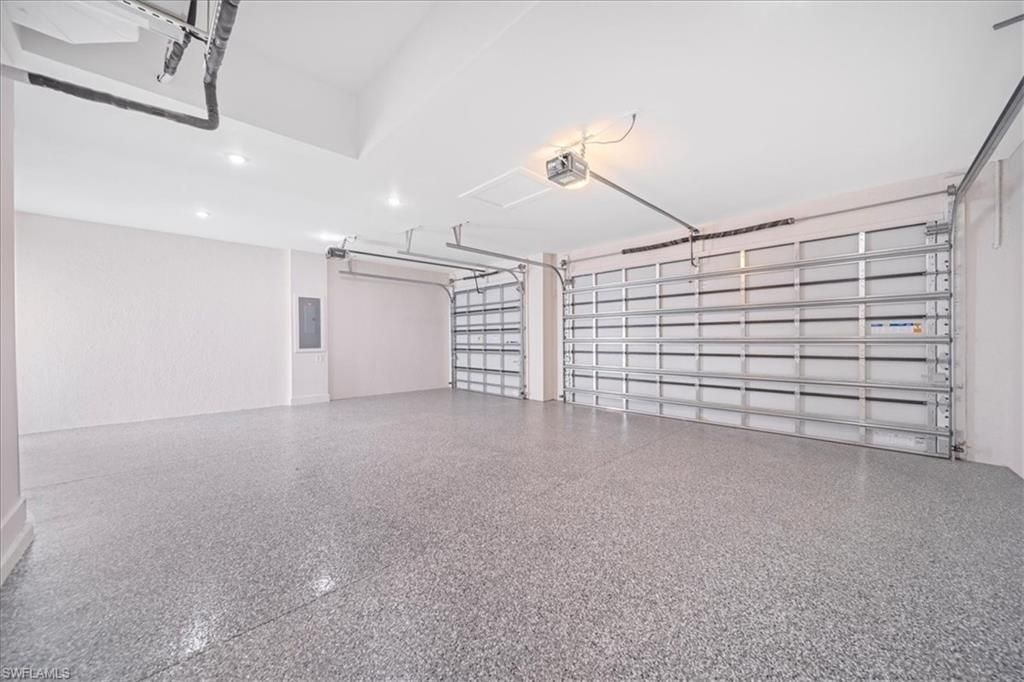 813 NW 8th Ter, Cape Coral, FL 33993 Photo