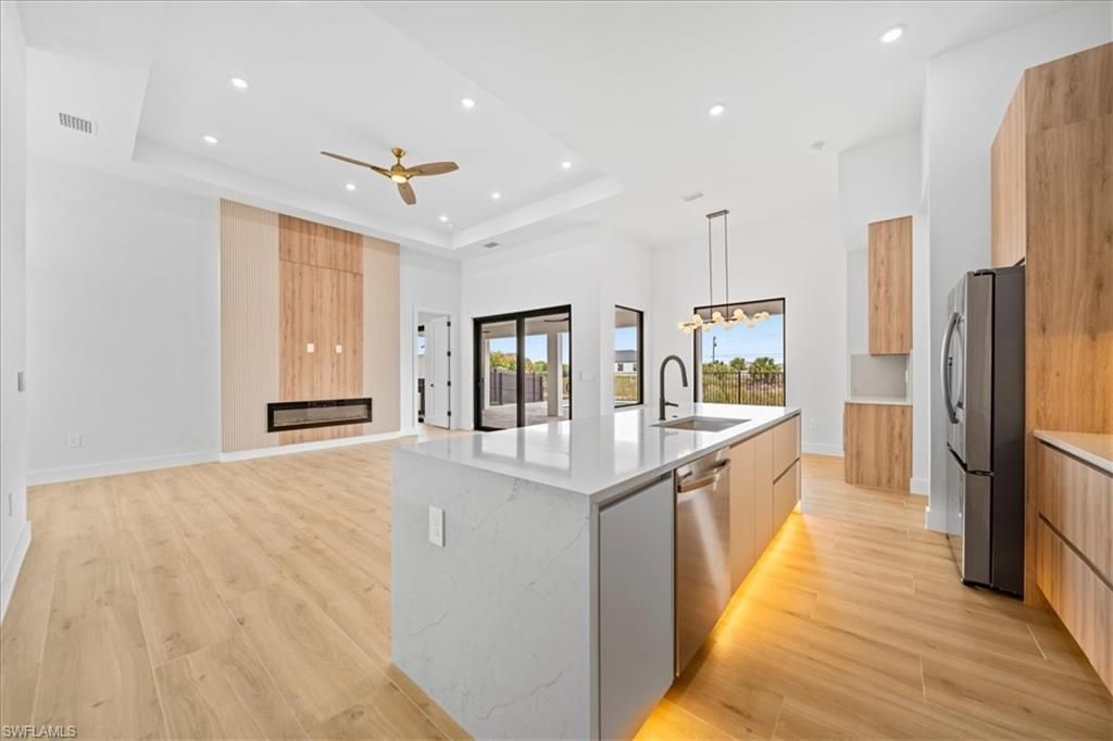 813 NW 8th Ter, Cape Coral, FL 33993 Photo