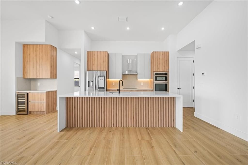 813 NW 8th Ter, Cape Coral, FL 33993 Photo