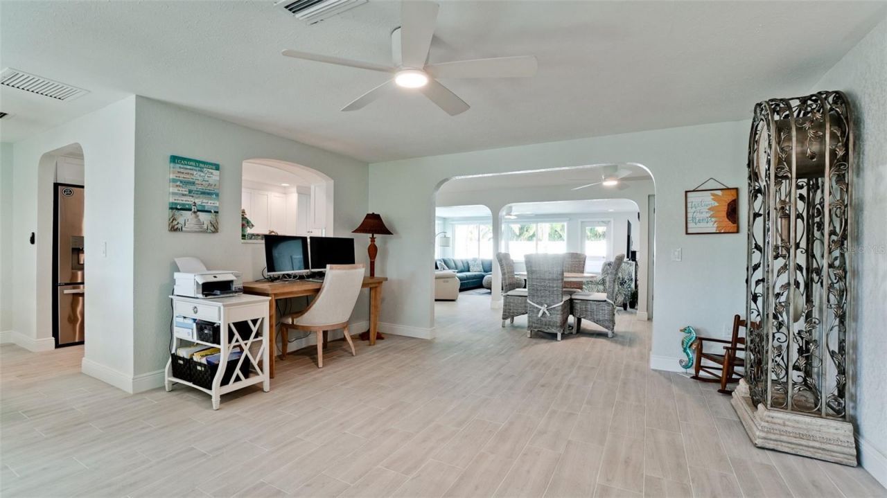 504 69th Street, Holmes Beach, FL 34217 Photo