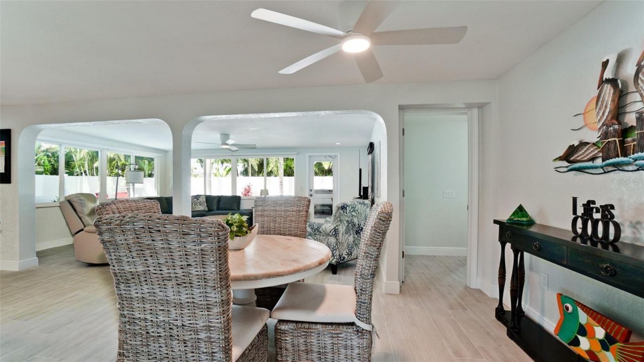 504 69th Street, Holmes Beach, FL 34217 Photo