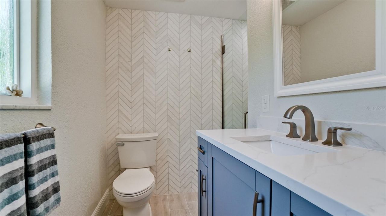 504 69th Street, Holmes Beach, FL 34217 Photo