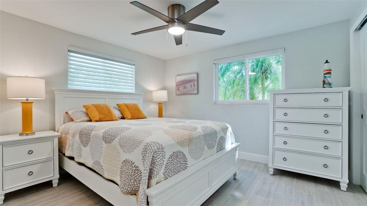 504 69th Street, Holmes Beach, FL 34217 Photo