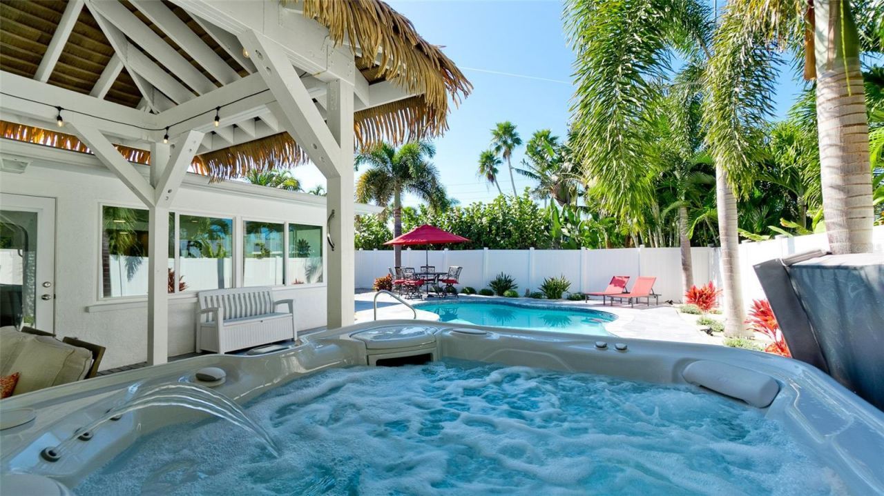 504 69th Street, Holmes Beach, FL 34217 Photo