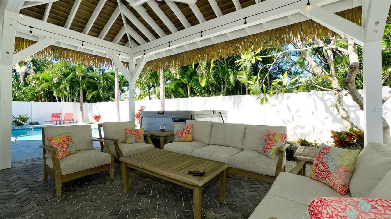 504 69th Street, Holmes Beach, FL 34217 Photo