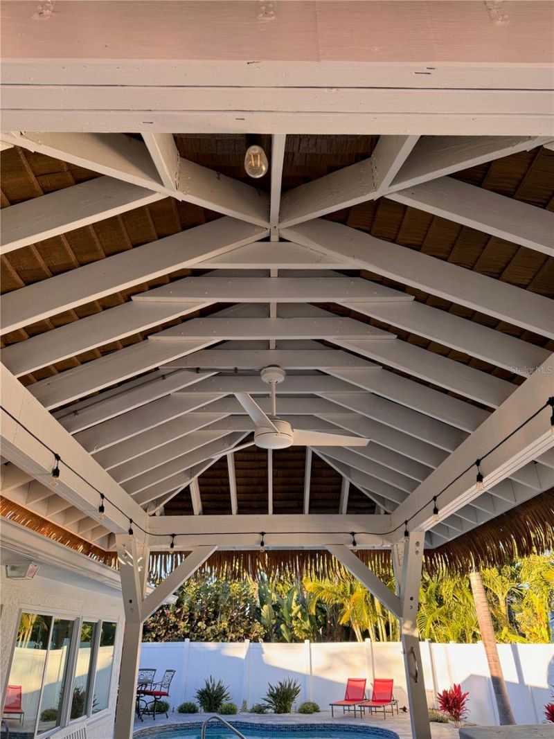 504 69th Street, Holmes Beach, FL 34217 Photo