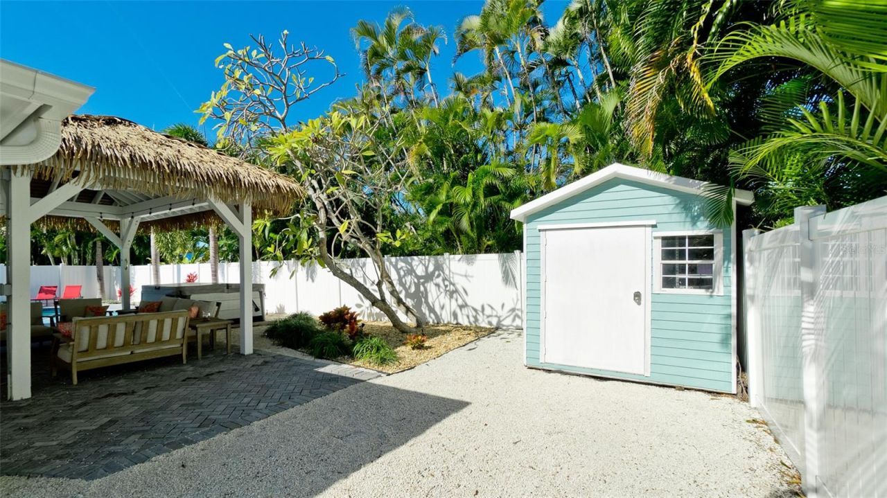 504 69th Street, Holmes Beach, FL 34217 Photo