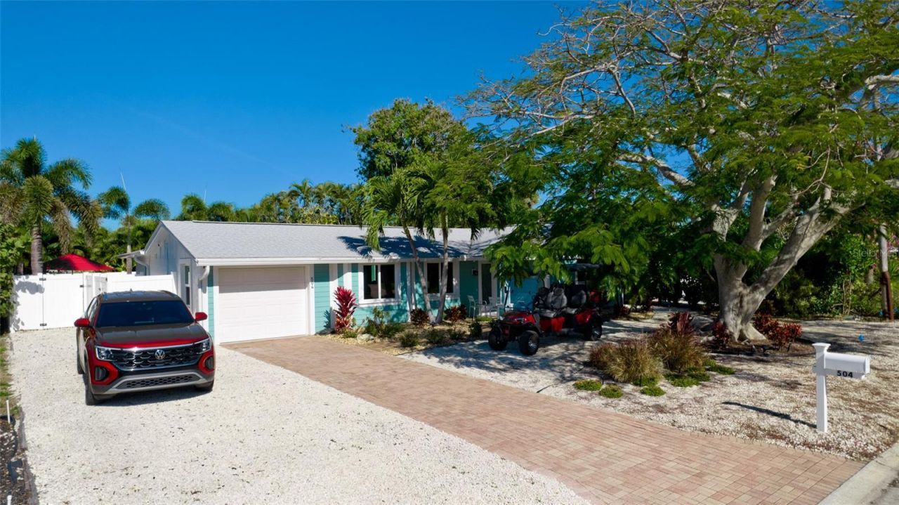 504 69th Street, Holmes Beach, FL 34217 Photo
