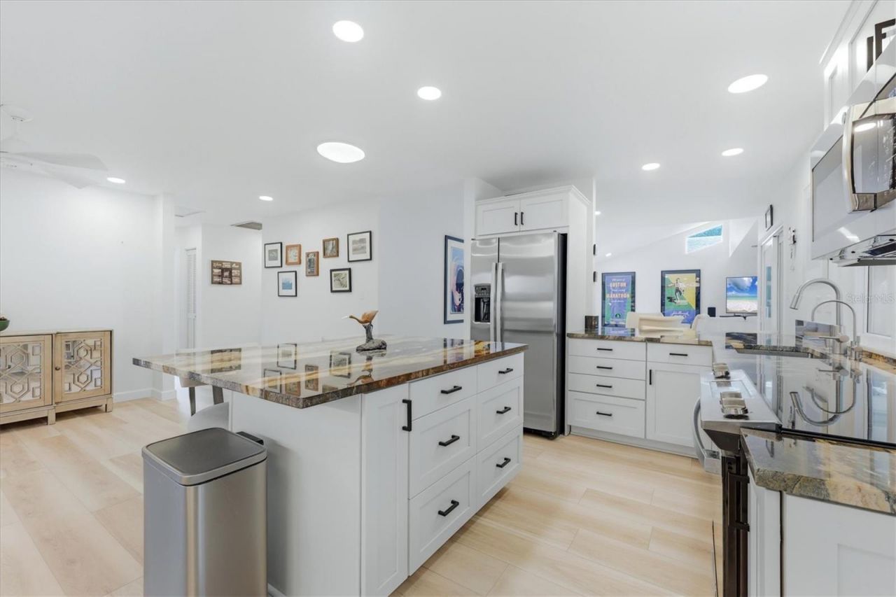 2510 Nightingale Lane, Unit 54, Bradenton, FL 34209 Photo