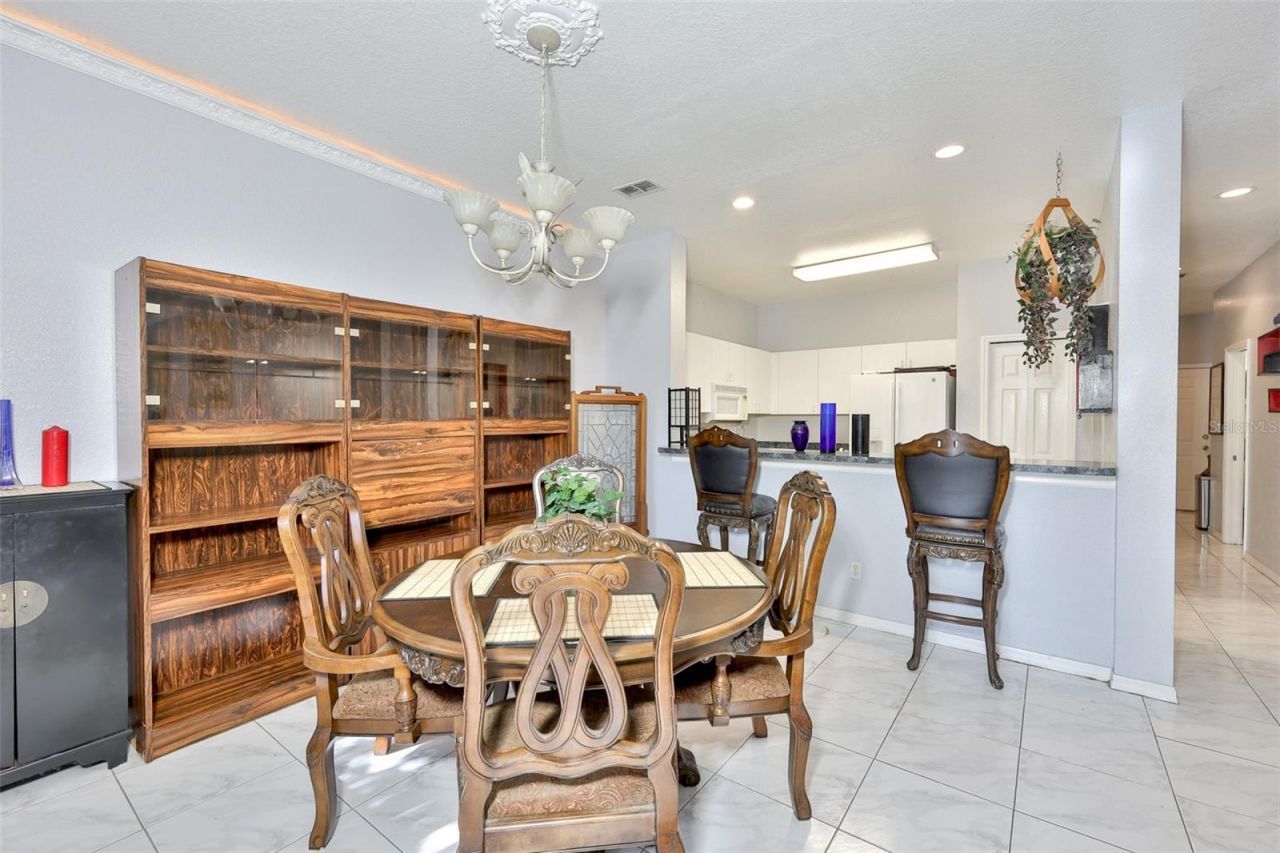 6400 46th Avenue N, Unit 71, Kenneth City, FL 33709 Photo