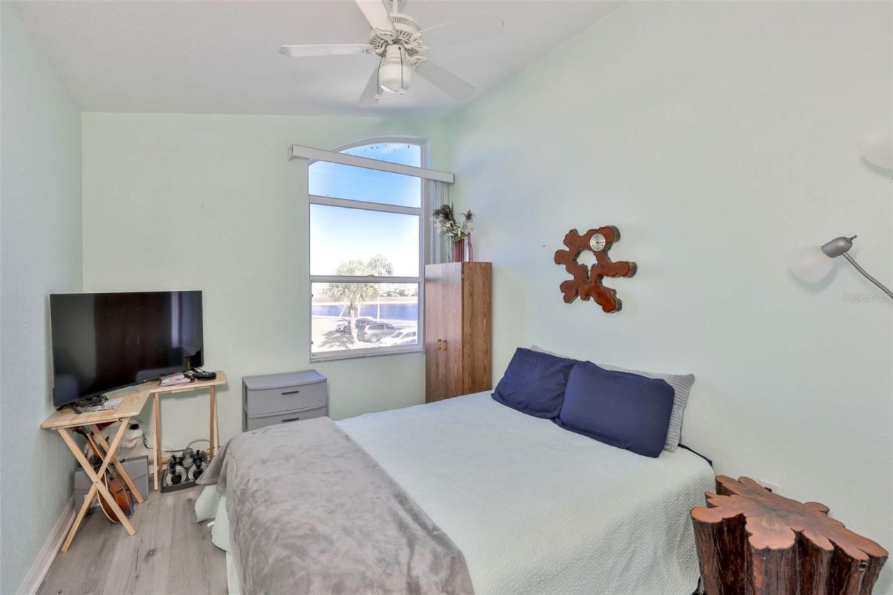 6400 46th Avenue N, Unit 71, Kenneth City, FL 33709 Photo