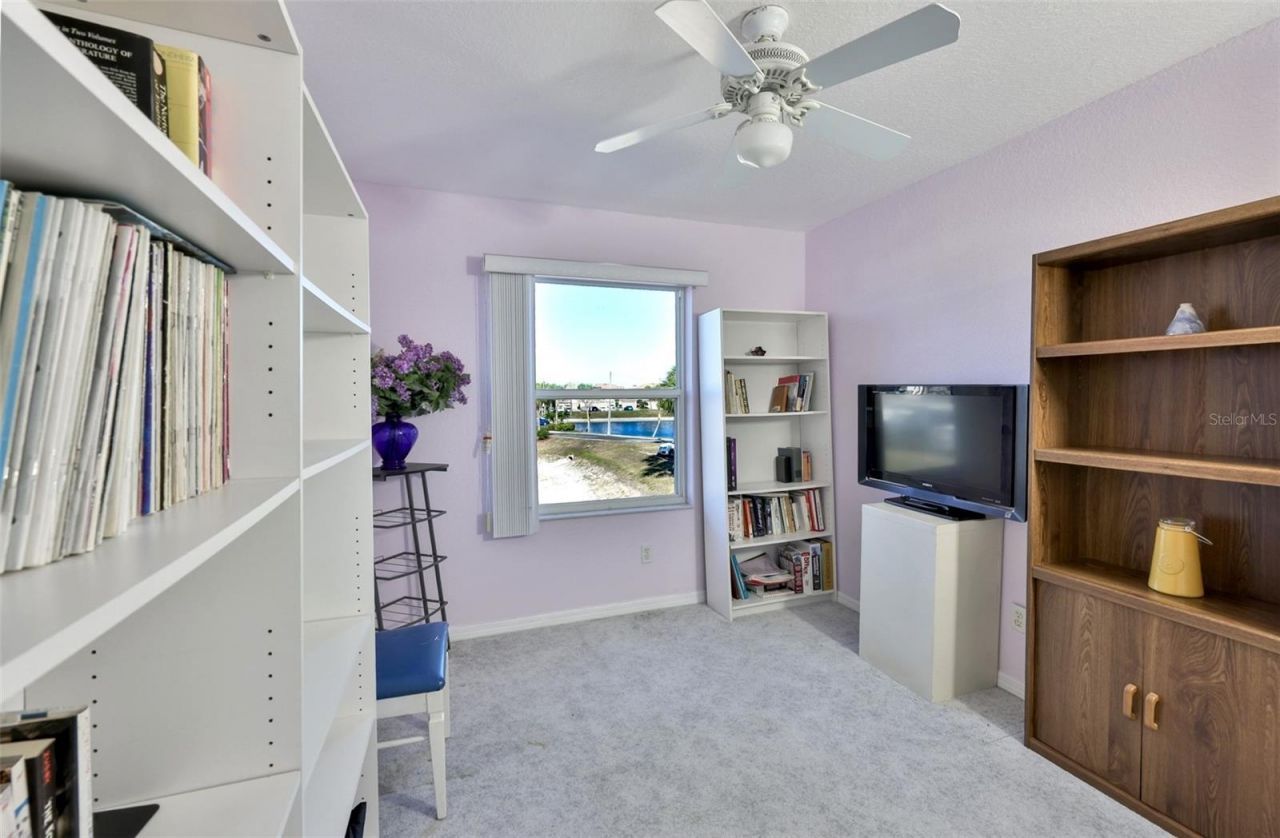 6400 46th Avenue N, Unit 71, Kenneth City, FL 33709 Photo