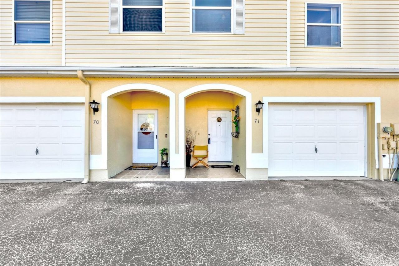 6400 46th Avenue N, Unit 71, Kenneth City, FL 33709 Photo