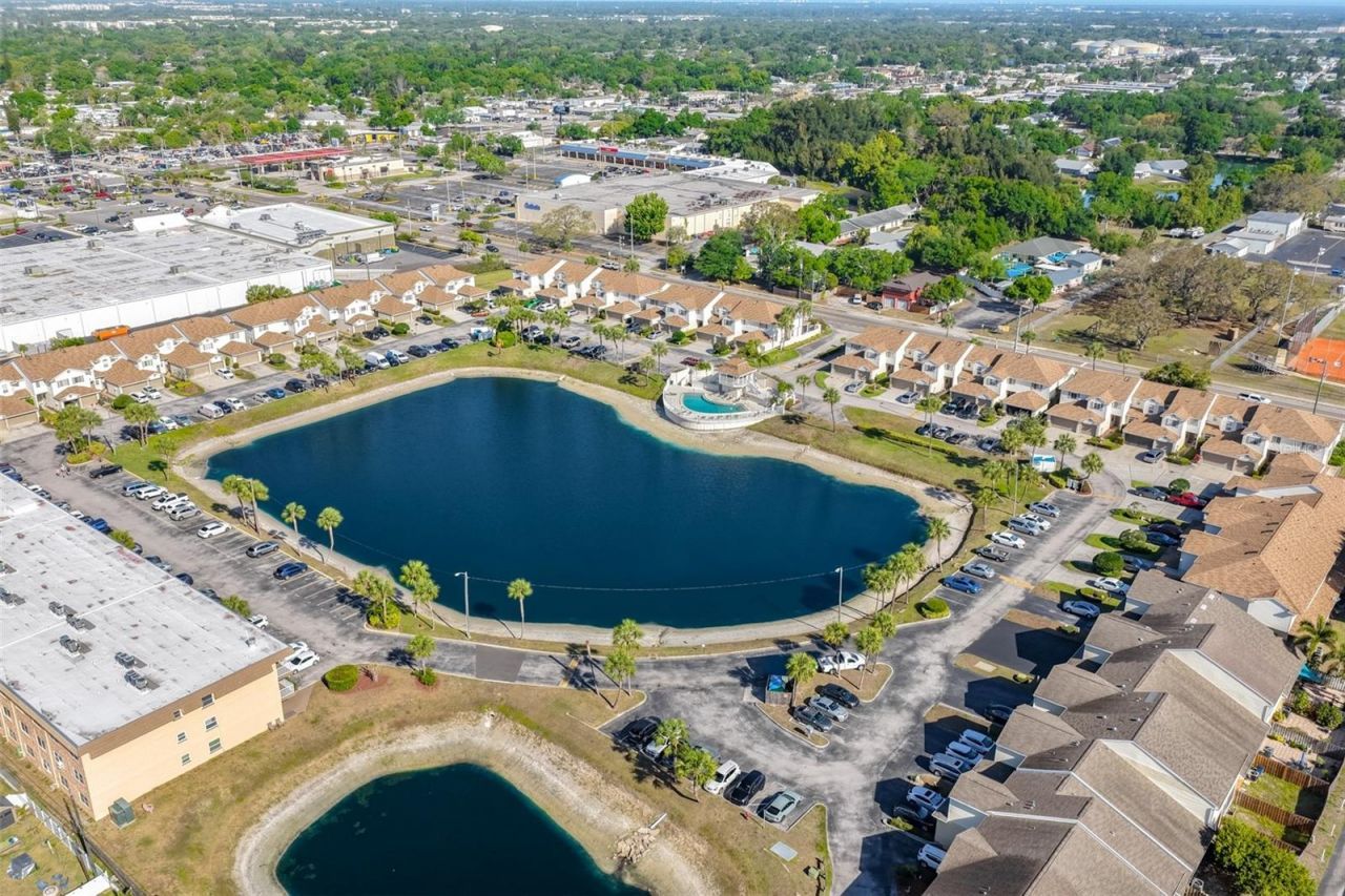 6400 46th Avenue N, Unit 71, Kenneth City, FL 33709 Photo