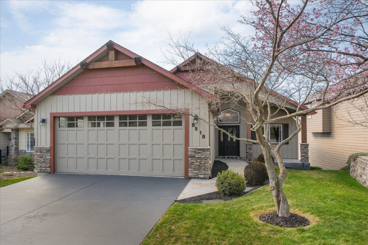 8518 E Sandlewood Ln primary photo