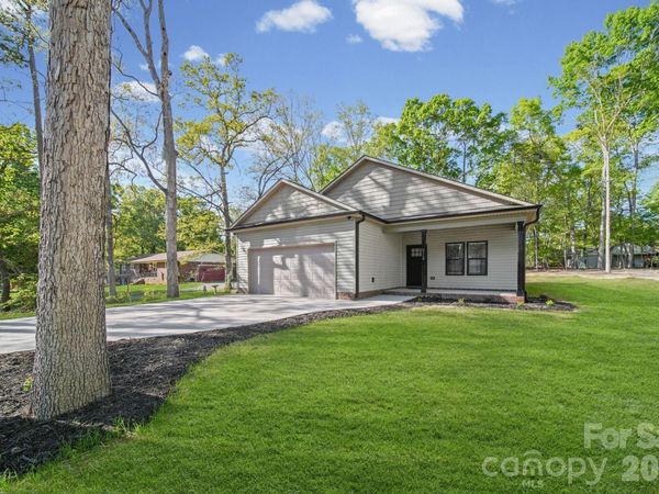 2119 Woodhurst Lane , Albemarle, NC 28001