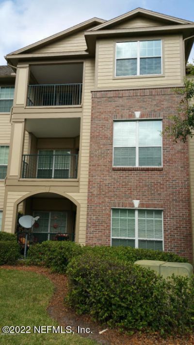 7800 Point Meadows Drive, Unit 1028, Jacksonville, FL 32256 Main Photo
