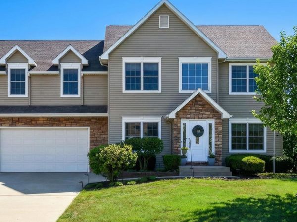 5915 Wacker Drive, Stevensville, MI 49127