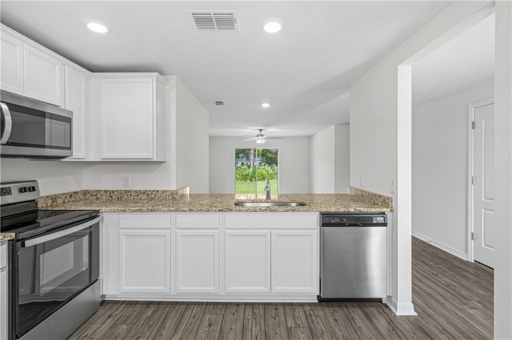 9350 104th Court , Vero Beach, FL 32967 Photo