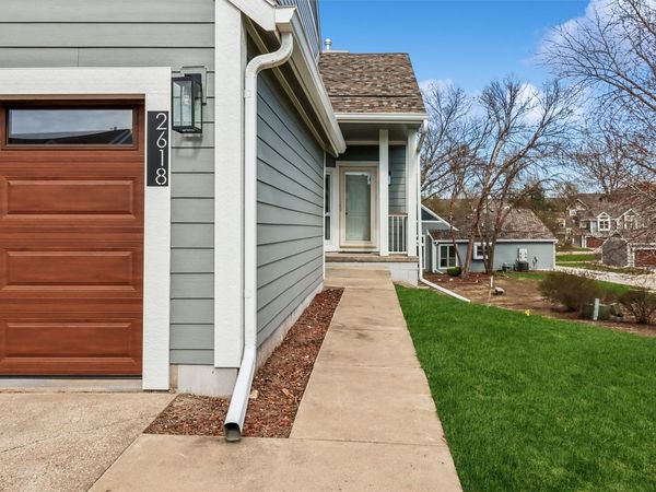 2618 82nd Street, Urbandale, IA 50322