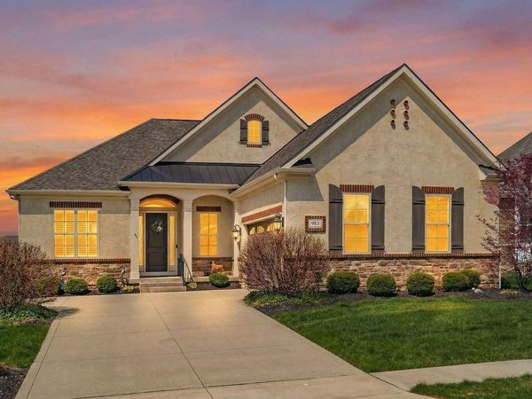 9571 Fair Oaks Drive , Powell, OH 43065