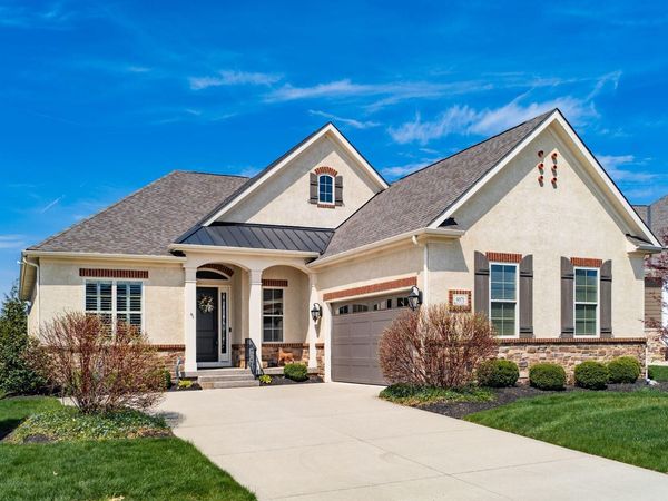 9571 Fair Oaks Drive, Powell, OH 43065