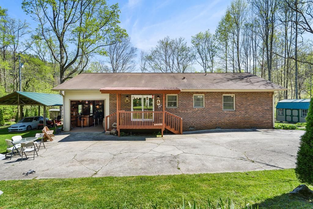 496 Jackie Cove Road, Hayesville, NC 28904 Main Photo