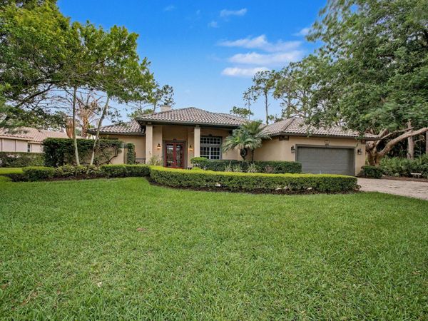 2650 SW Windship Way, Stuart, FL 34997