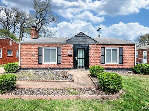 1106 Mona Drive, St Louis, MO 63130