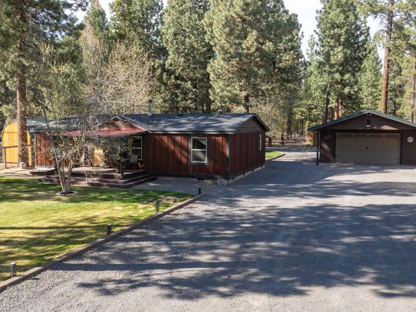 15376 Bear Street, La Pine, OR 97739