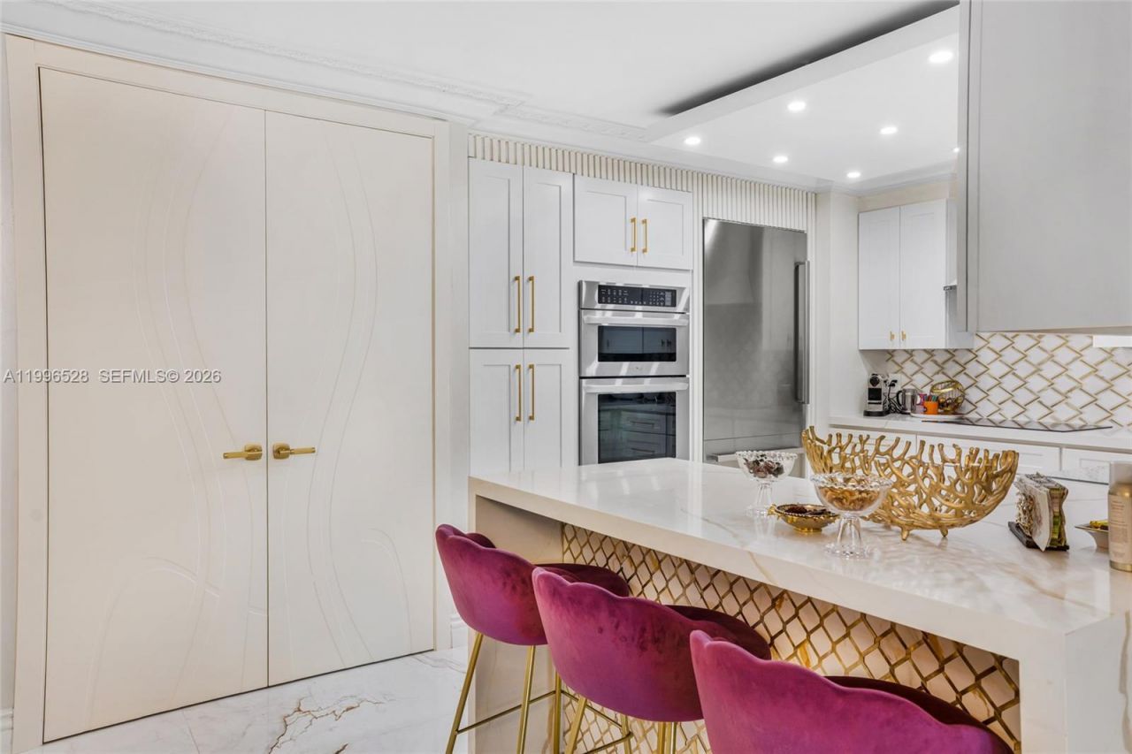 9801 Collins Ave, Unit 19T, Bal Harbour, FL 33154 Photo