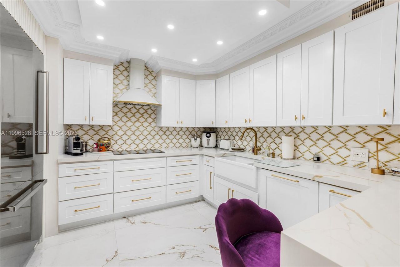 9801 Collins Ave, Unit 19T, Bal Harbour, FL 33154 Photo