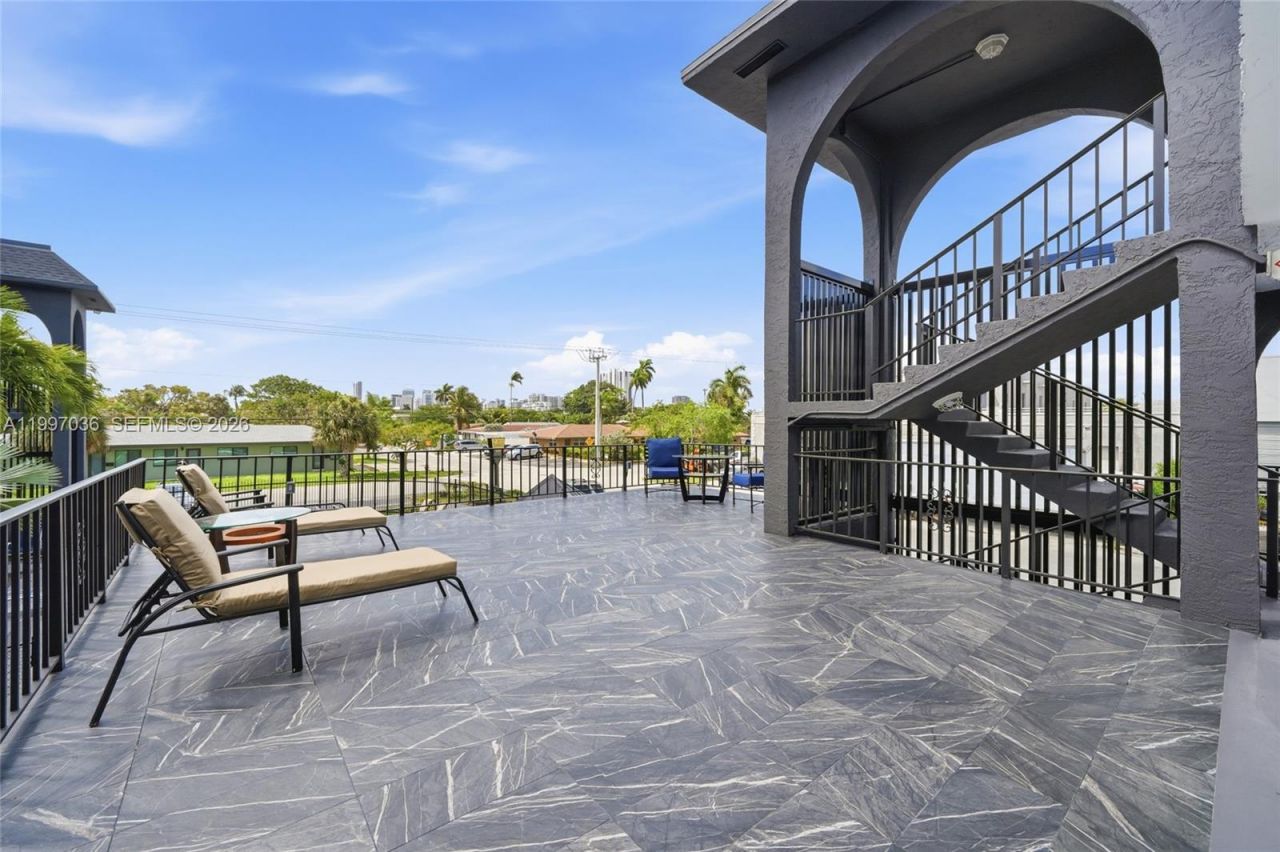 1100 NE 9th Ave , Unit 105, Fort Lauderdale, FL 33304 Photo