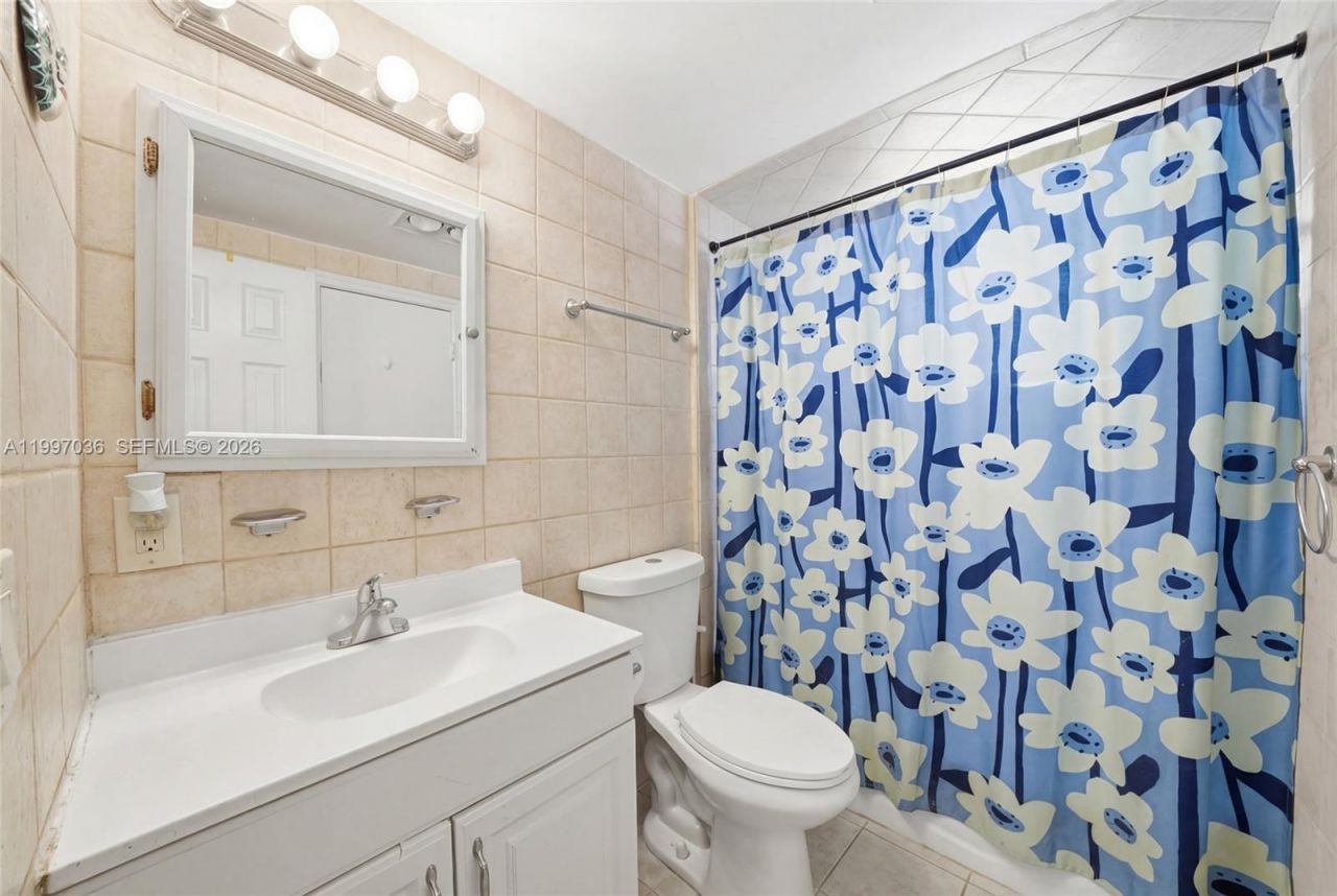 1100 NE 9th Ave , Unit 105, Fort Lauderdale, FL 33304 Photo