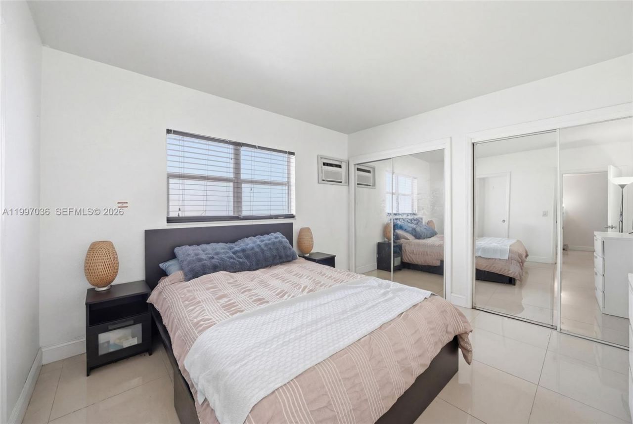 1100 NE 9th Ave , Unit 105, Fort Lauderdale, FL 33304 Photo