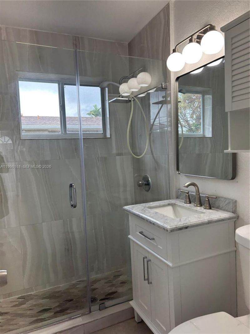 2804 SW 35th Ave, Unit 2804, Miami, FL 33133 Photo