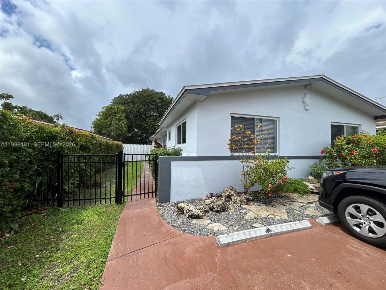 2804 SW 35th Ave, Unit 2804, Miami, FL 33133 Photo