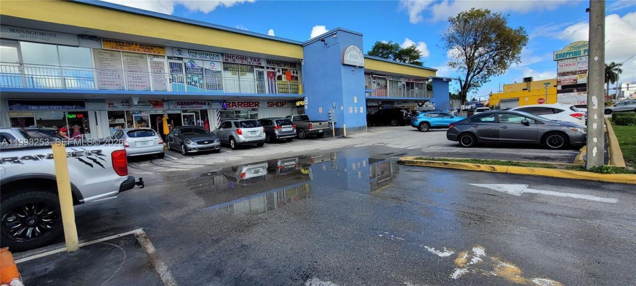 5755 W Flagler St, Unit 114, Miami, FL 33144 Photo