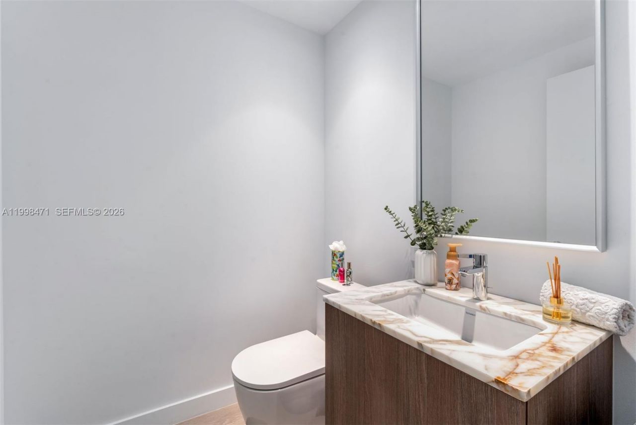 500 Alton Rd, Unit 1802, Miami Beach, FL 33139 Photo