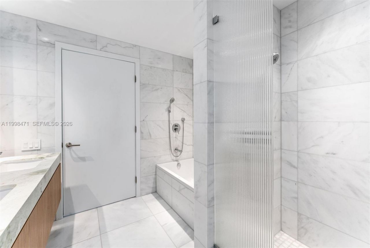 500 Alton Rd, Unit 1802, Miami Beach, FL 33139 Photo