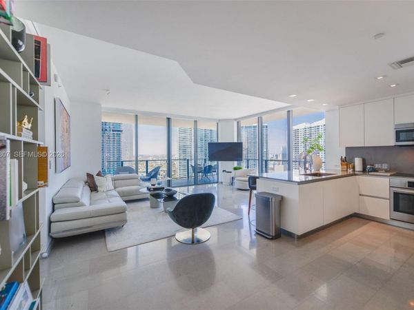 68 SE 6th St, Unit 2312, Miami, FL 33131