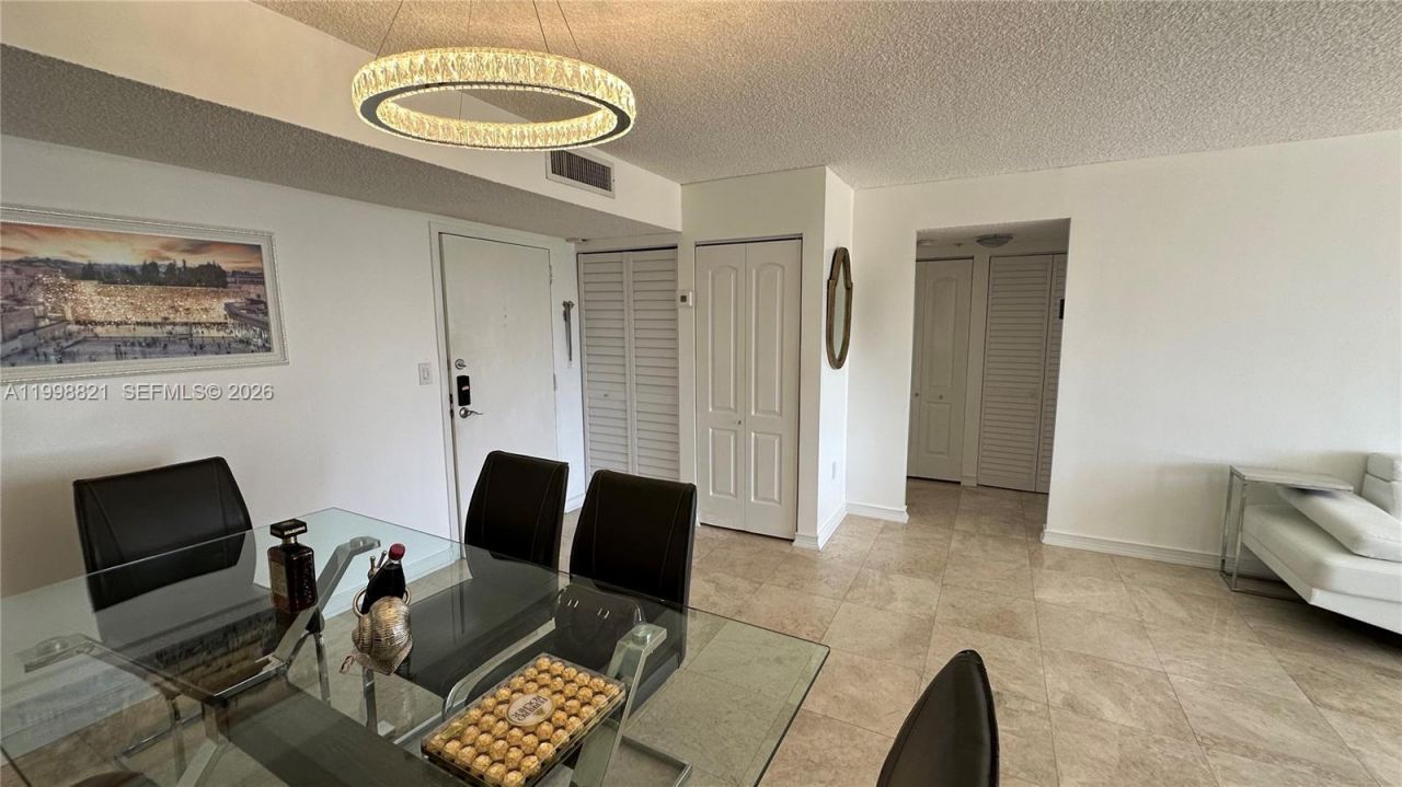 210 174th St, Unit 608, Sunny Isles Beach, FL 33160 Photo