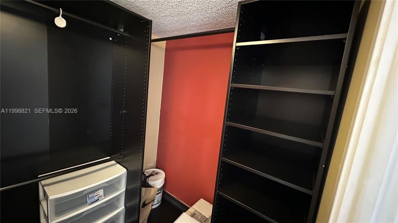 210 174th St, Unit 608, Sunny Isles Beach, FL 33160 Photo