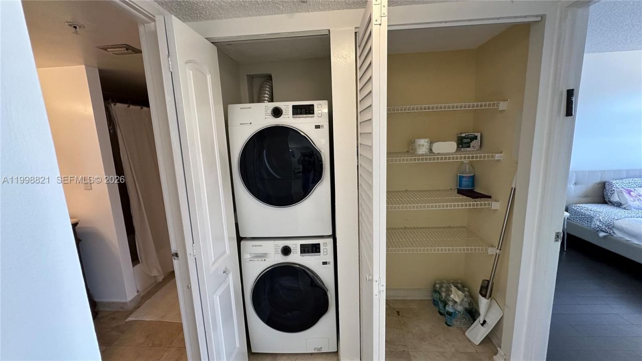 210 174th St, Unit 608, Sunny Isles Beach, FL 33160 Photo